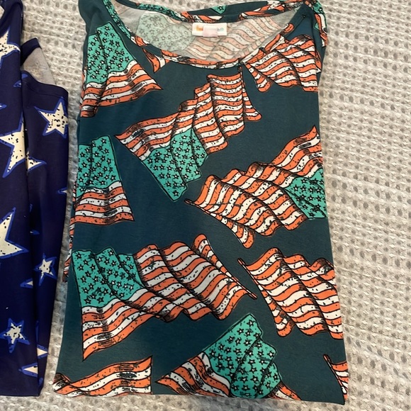 Set of 2 LuLaRoe American theme Irma’s - Picture 2 of 7